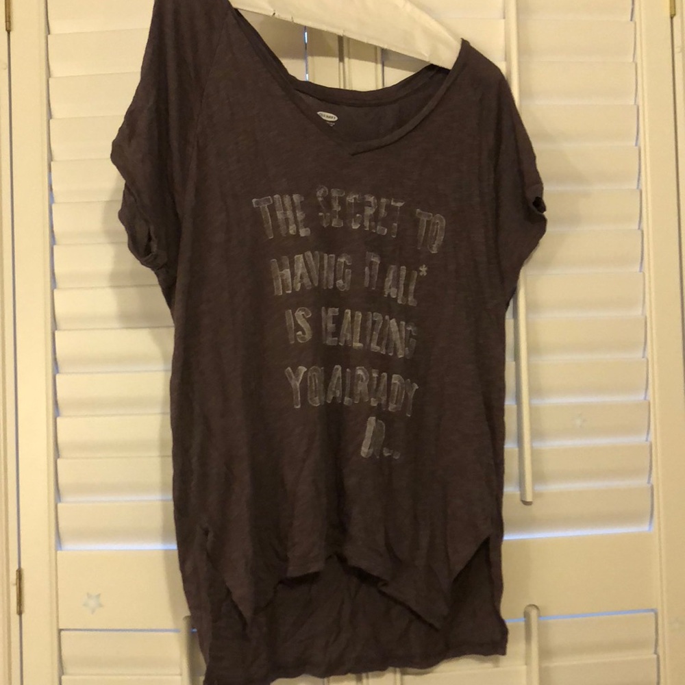 Brown Old Navy Graphic Tee